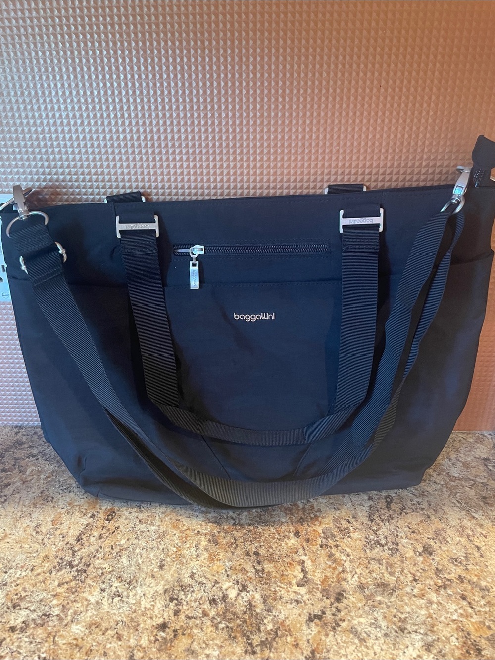 Baggallini Black Nylon Laptop Tote with Front Zip Pocket